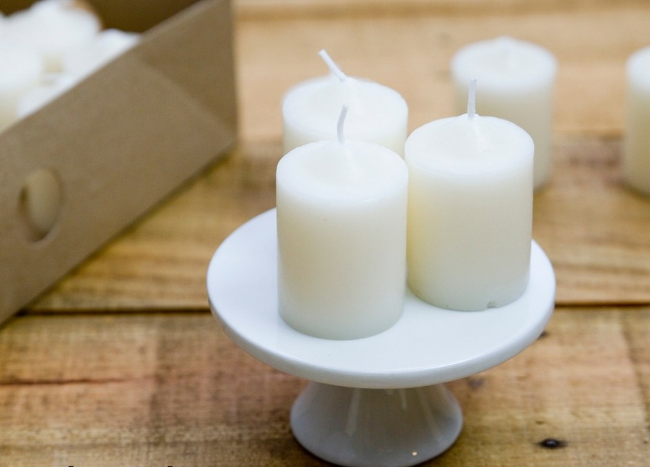 Enlightened Ambience Red Currant Ivory Highly Scented Votive Candles – Quick Way to Scent Your Space