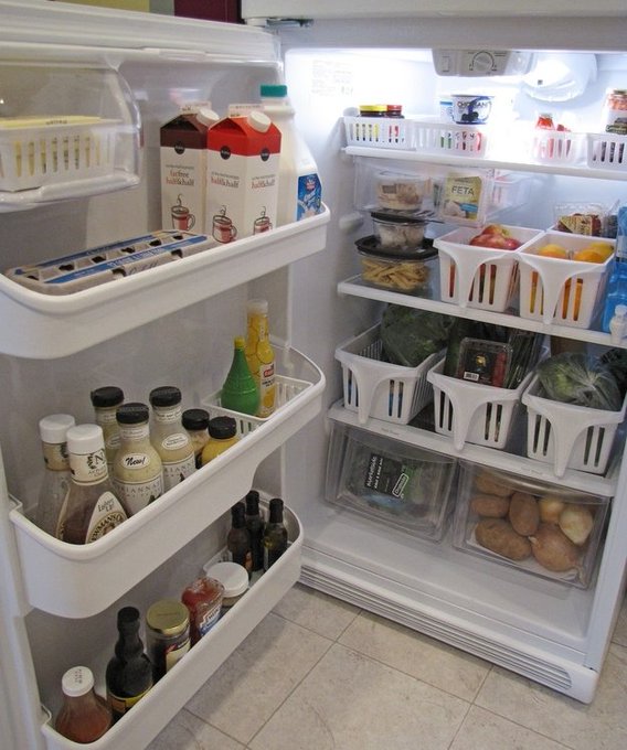 27 Brilliant Hacks To Keep Your Fridge Clean And Organized